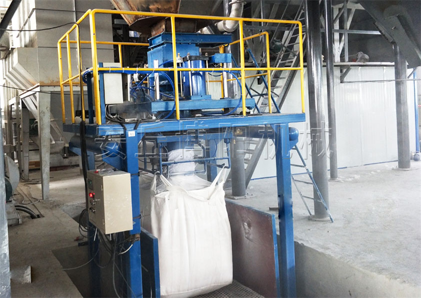 1吨水泥吨袋包装机的工作原理是什么？