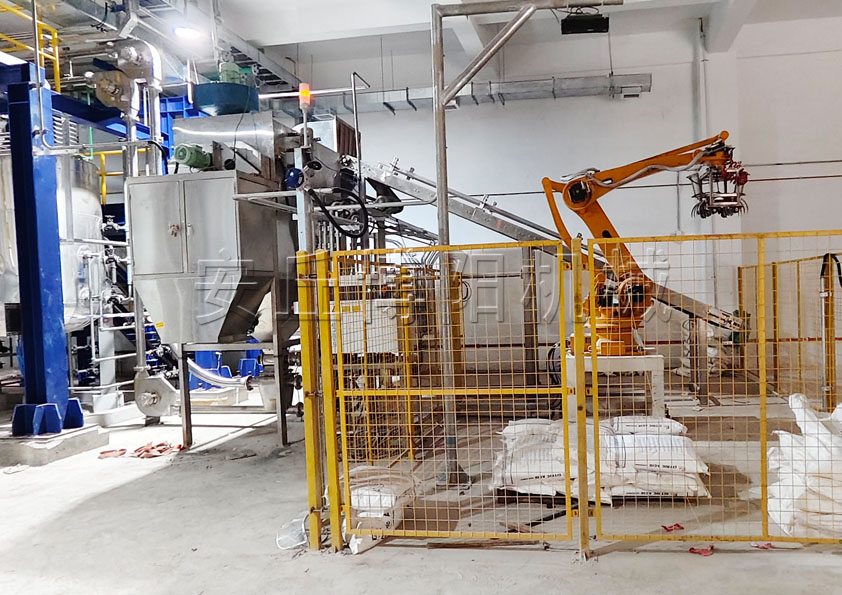 氰尿酸全自动拆包机械手的工作原理和特点是什么？