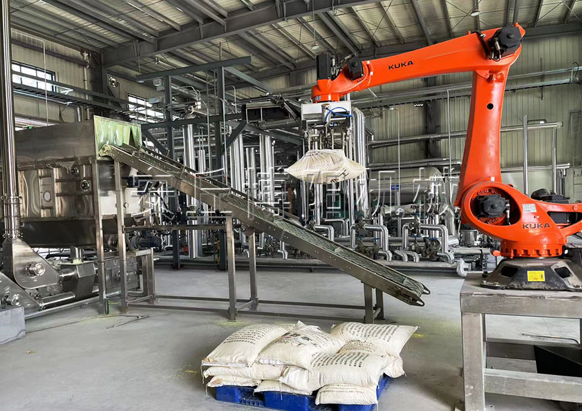 塑料颗粒自动拆包机械手的优势有哪些呢?